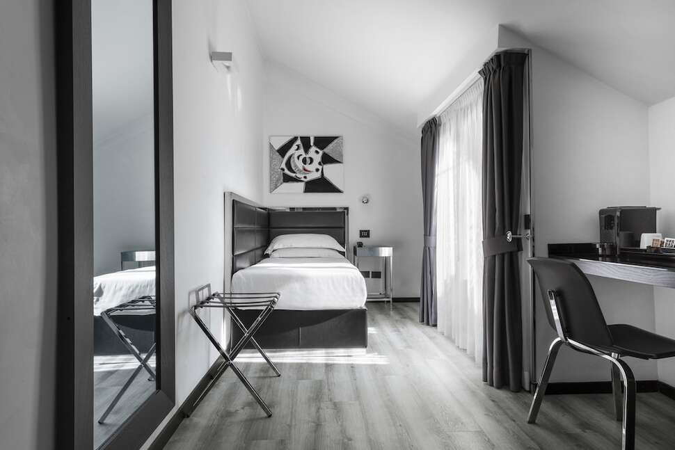 Een foto van Napoleon Hotel