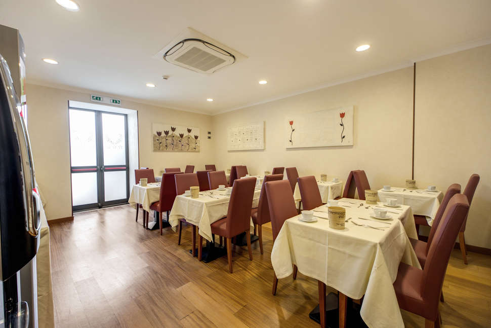 Een foto van de faciliteiten bij Romoli Hotel