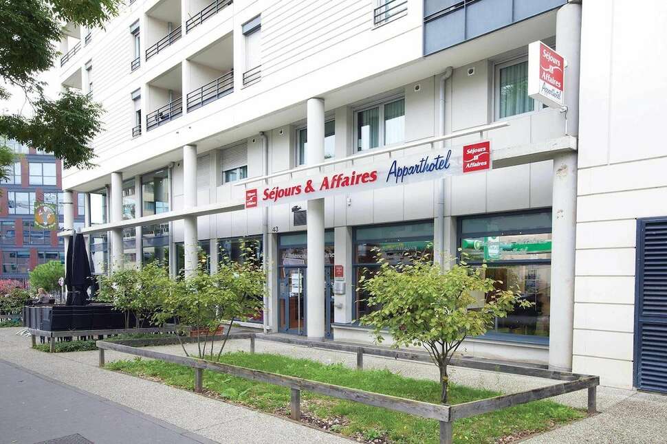 Een foto van de buitenkant van Sejours Et Affaires Lyon Park Lane