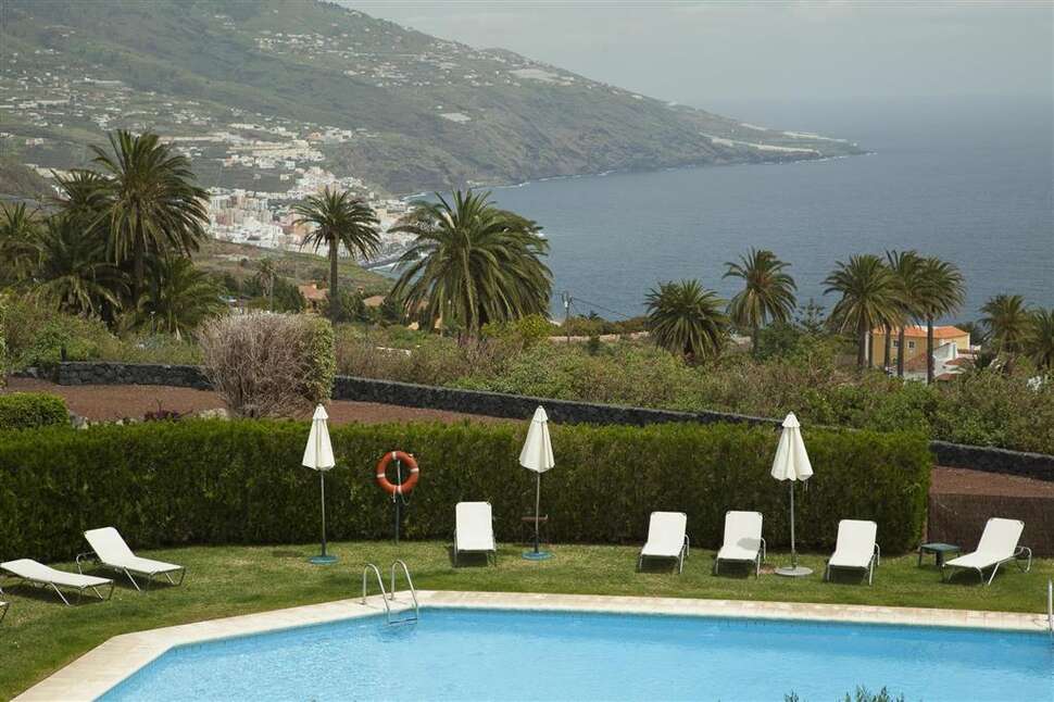 Ein Foto vom Pool im Parador de La Palma