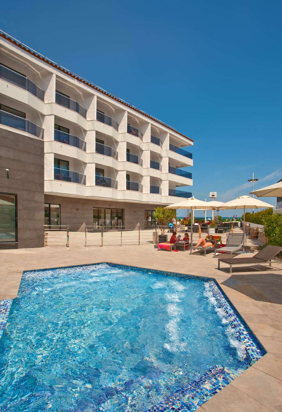 Een foto van RH Boutique Porto Cristo