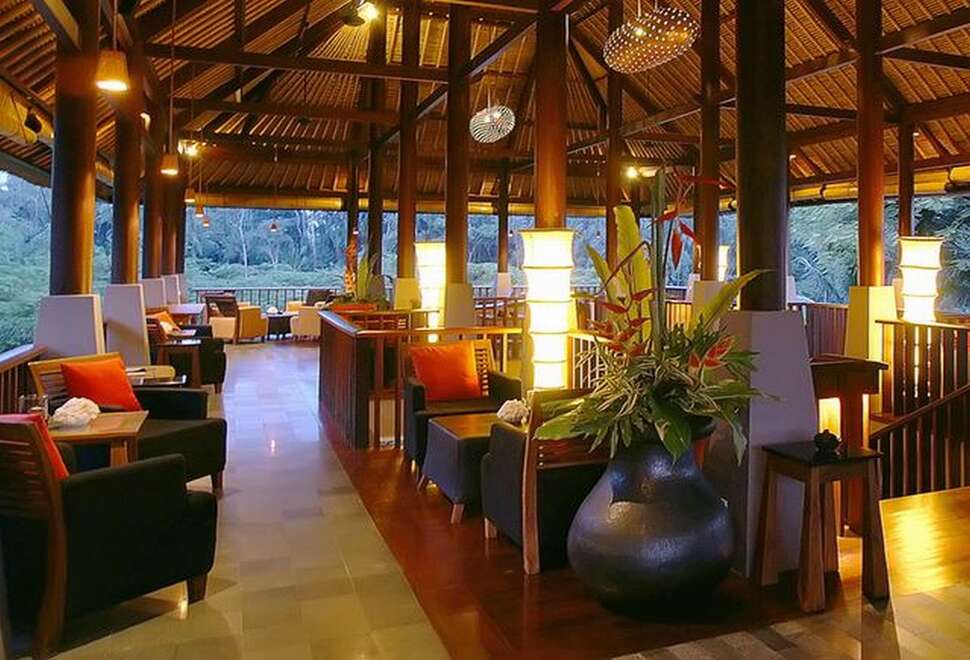 Een foto van het interieur van Maya Ubud Resort & Spa