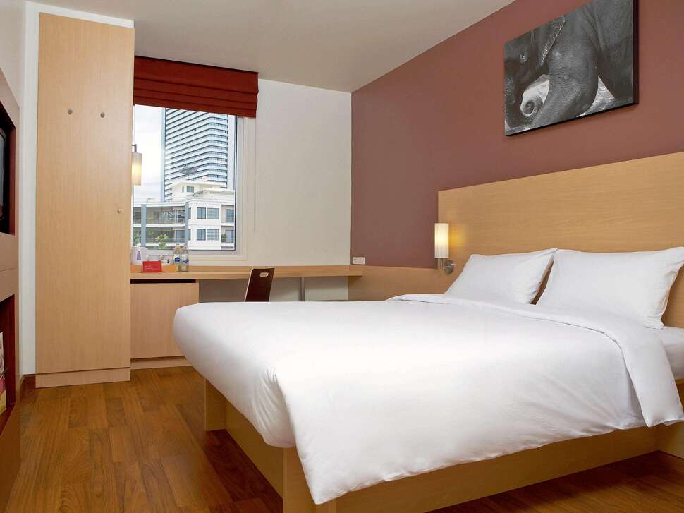 Ein Foto Ibis Bangkok Sathorn