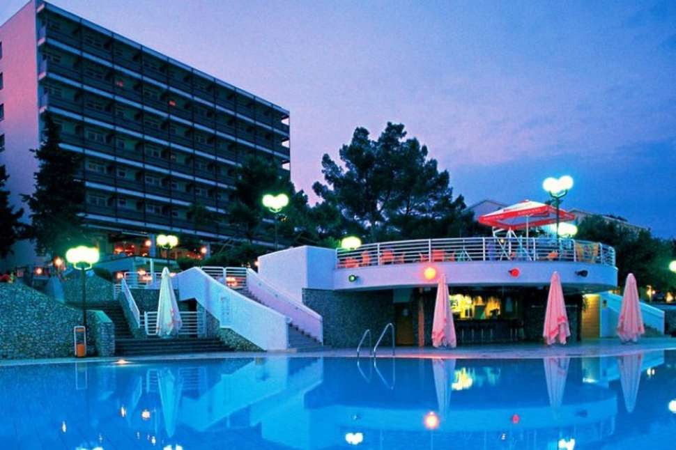 Een foto van het zwembad bij Hotel Drazica
