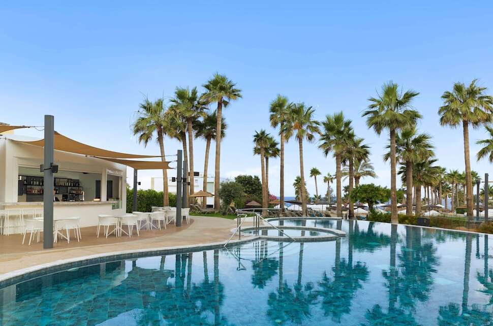 Een foto van St. George Hotel Spa & Beach Resort
