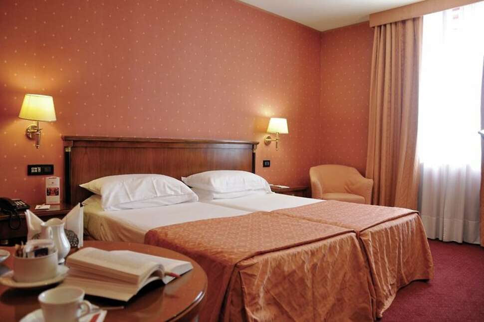 Ein Foto Ramada by Wyndham Naples