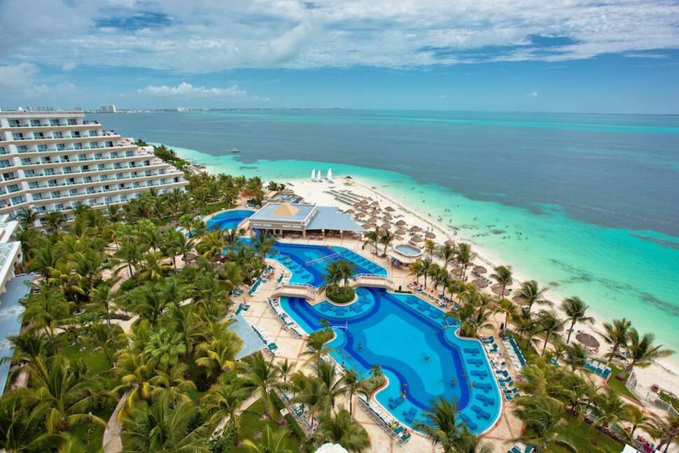Een foto van een overzicht van Riu Caribe