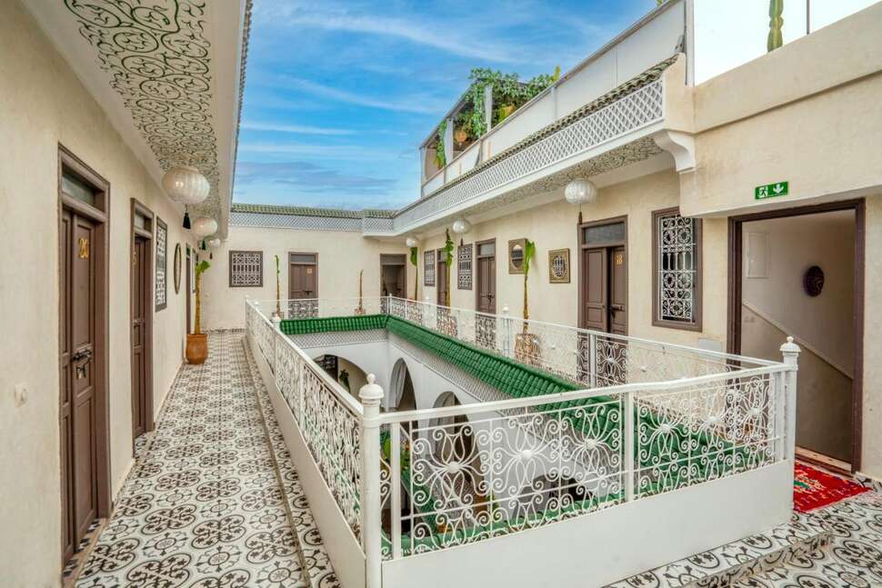 Een foto van Riad Reve De Samir