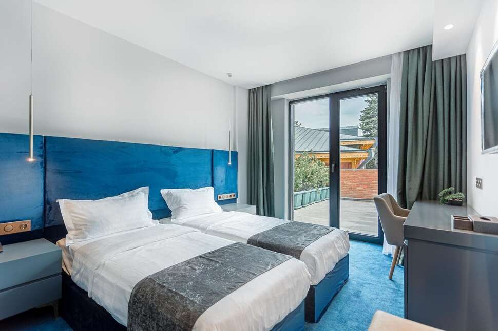 Een foto van Ramada by Wyndham Tbilisi Old City