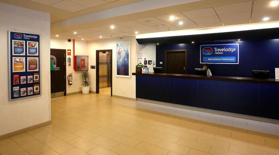 Ein Foto vom Innenbereich im Travelodge Barcelona Poblenou