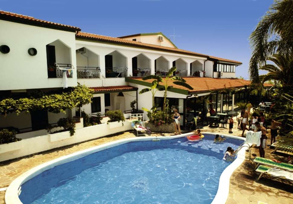Ein Foto Hotel Marinella