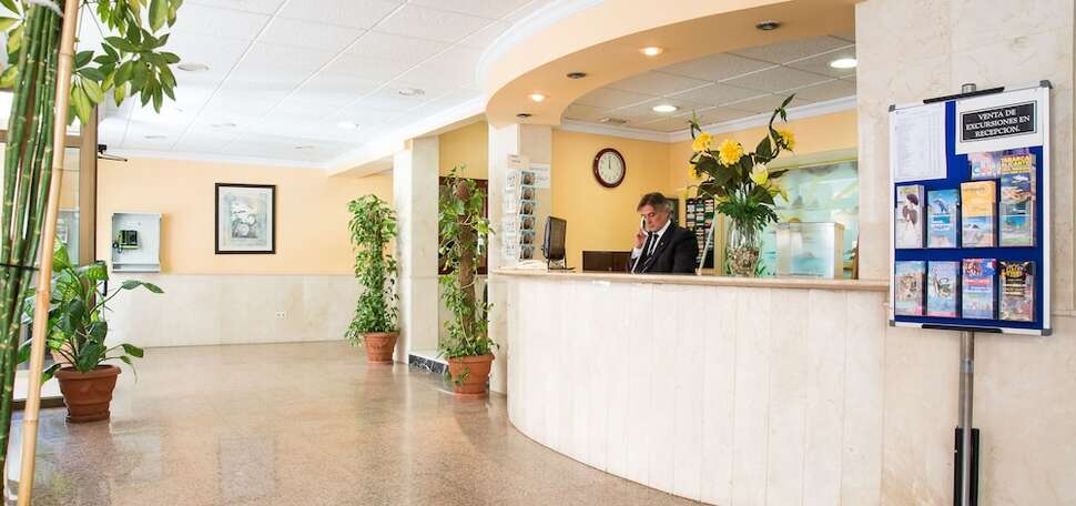 Een foto van het interieur van Hotel Camposol