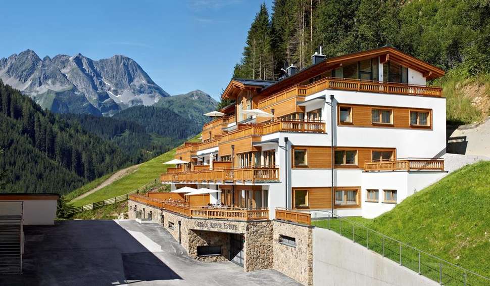 Een foto van een overzicht van Alpine Estate