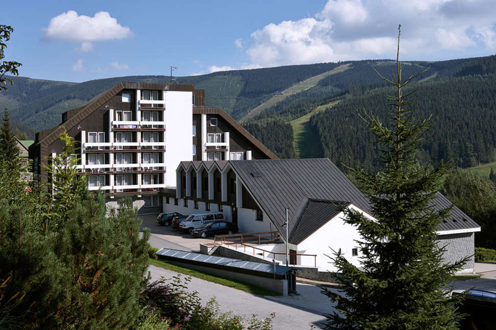 Een foto van een overzicht van Hotel Astra