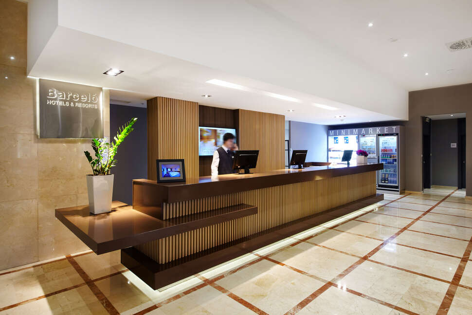 Een foto van het interieur van Occidental Praha