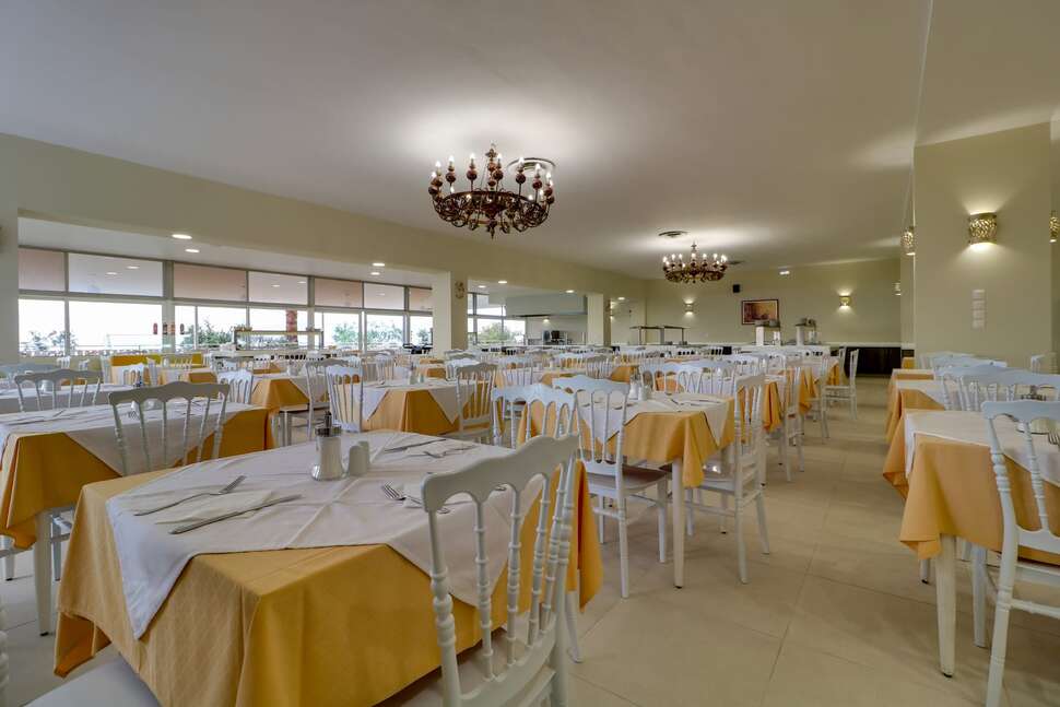 Een foto van Calamos Beach Hotel