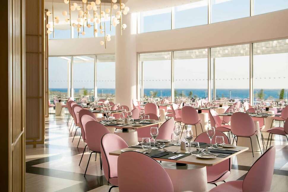 Een foto van de faciliteiten bij Nissiblu Beach Resort