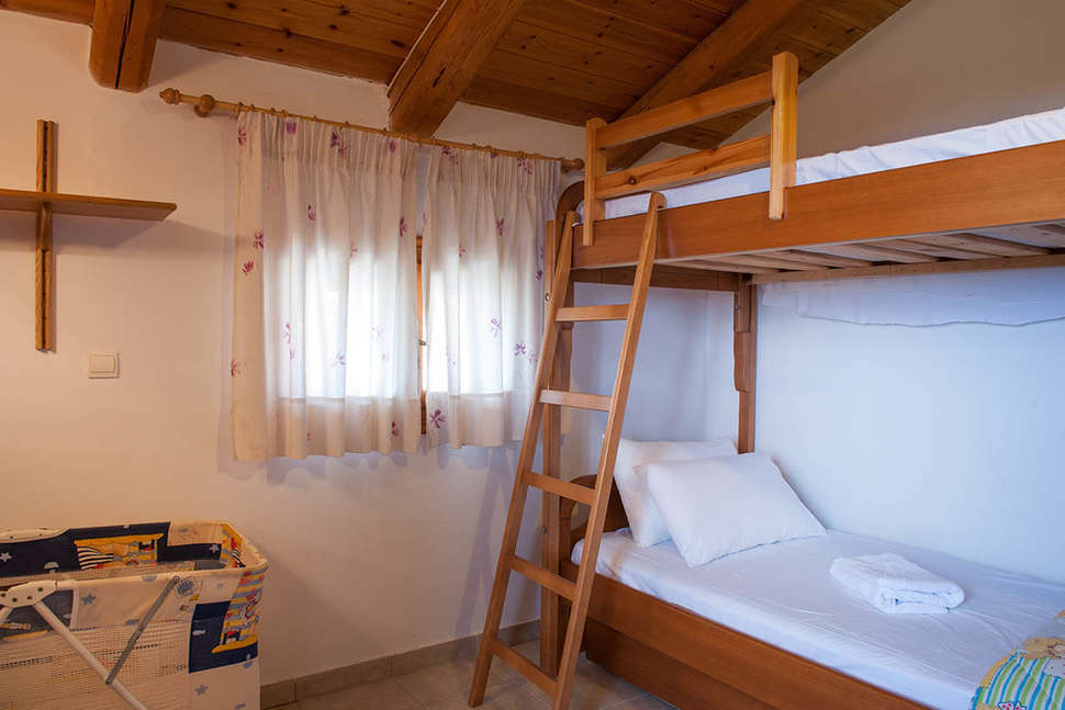 Een foto van Aeolos Zante Villas