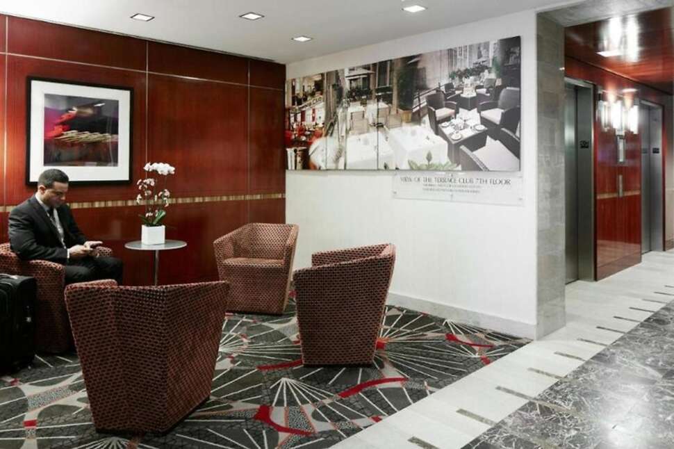 Ein Foto DoubleTree by Hilton New York Midtown Fifth Ave