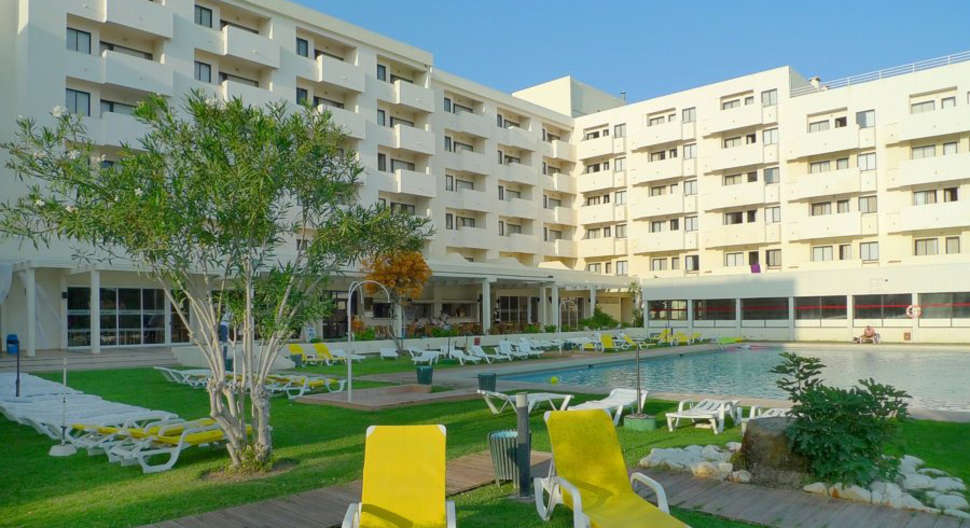 Een foto van het zwembad bij Albufeira Sol Hotel & Spa