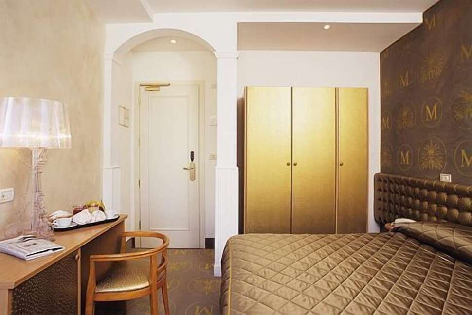 Een foto van M Glamour Hotel