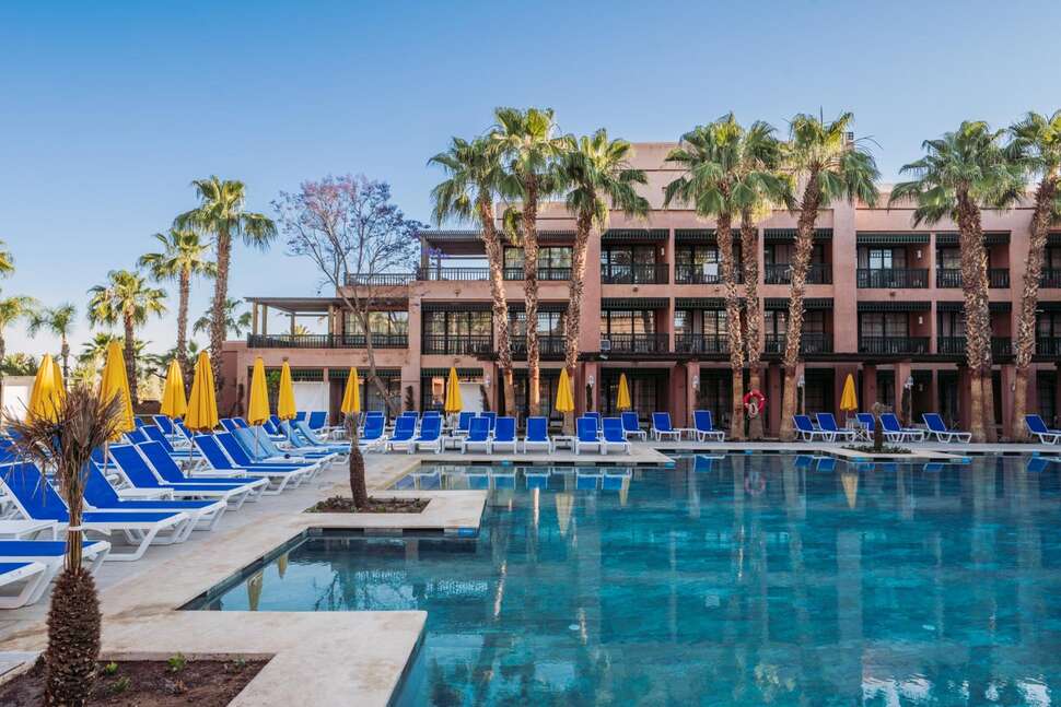 Een foto van het zwembad bij Pickalbatros Hotel du Golf