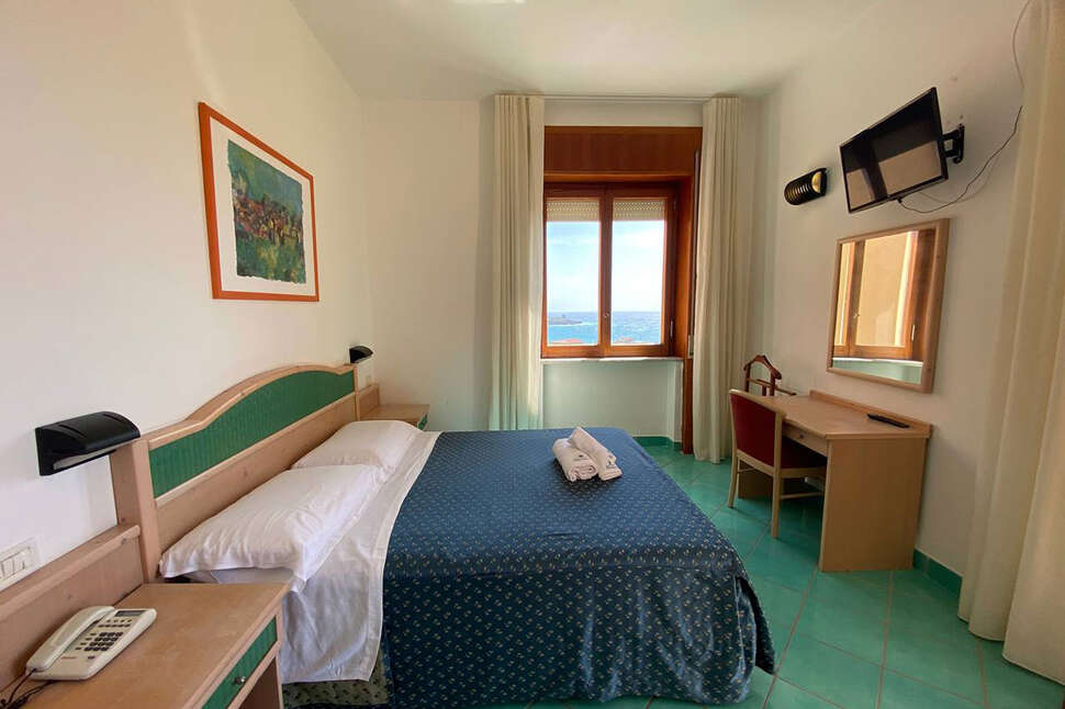 Een foto van America Hotel