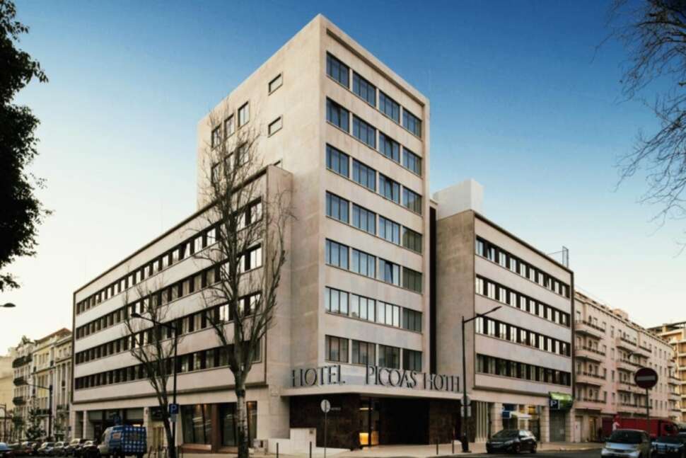 Een foto van de buitenkant van VIP Executive Picoas Hotel