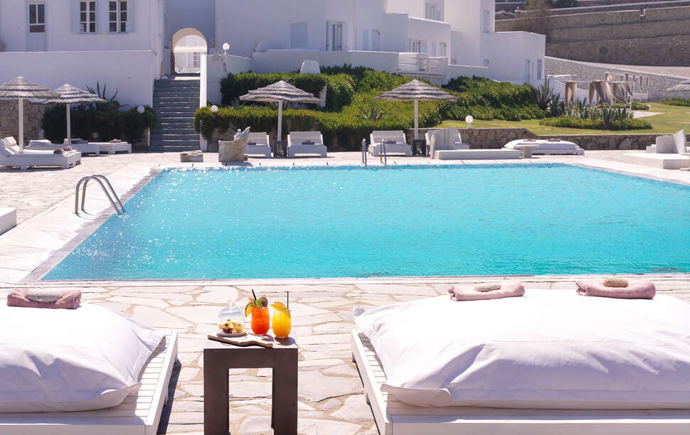 Een foto van het zwembad bij Mykonos Bay Hotel