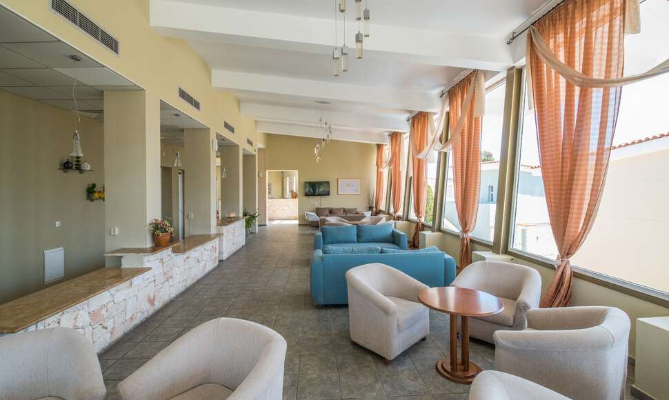 Een foto van het interieur van Alkion Resort