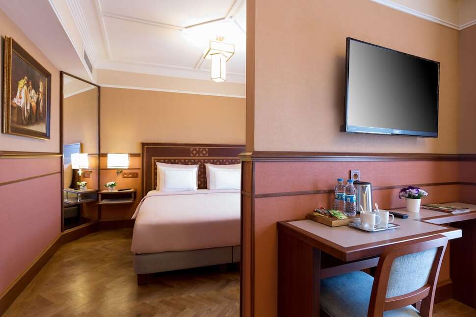 Ein Foto Lalahan Hotel
