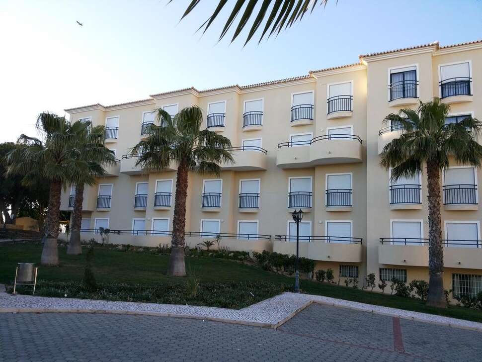 Een foto van de buitenkant van Plaza Real Aparthotel