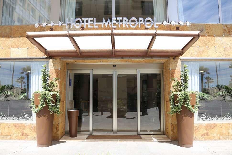 Ein Foto Hotel Metropol