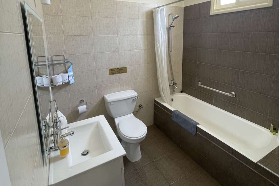 Een foto van Vrachia Beach Hotel & Suites