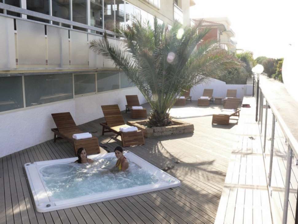 Ein Foto Club Bikini & Tropicana