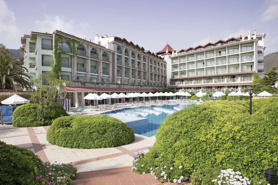 Een foto van het zwembad bij Hotel Marti La Perla