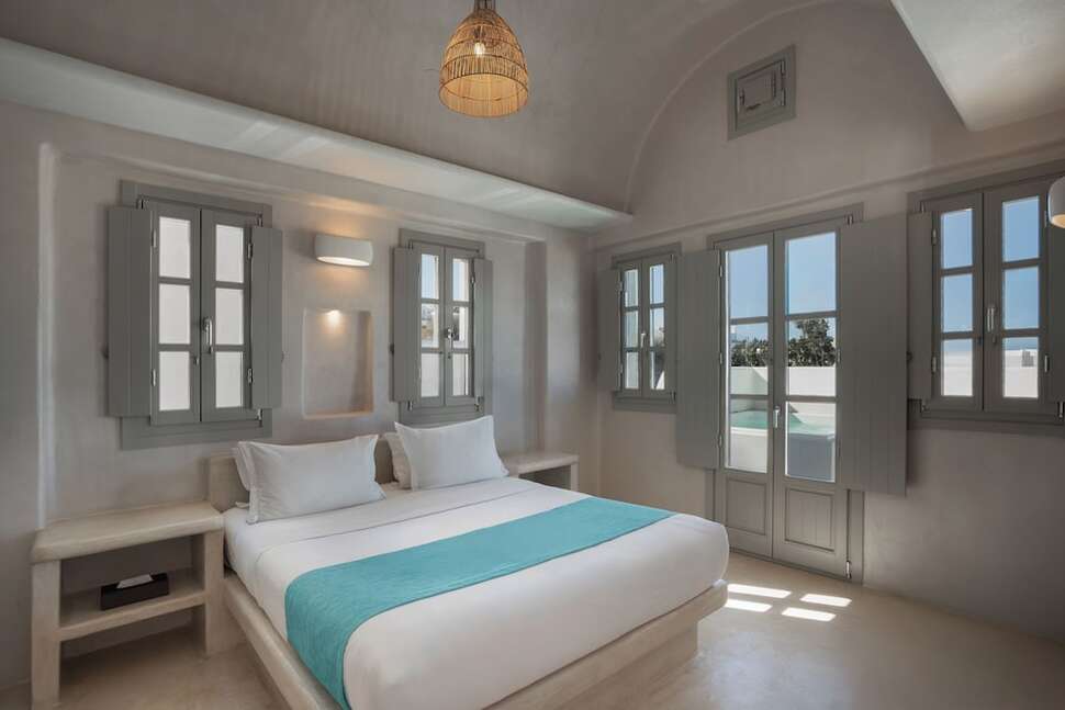 Een foto van Danae Suites Santorini