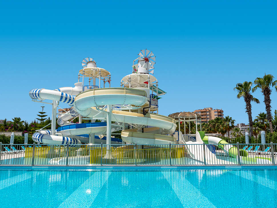 Een foto van het zwembad bij Hotel Baia Lara