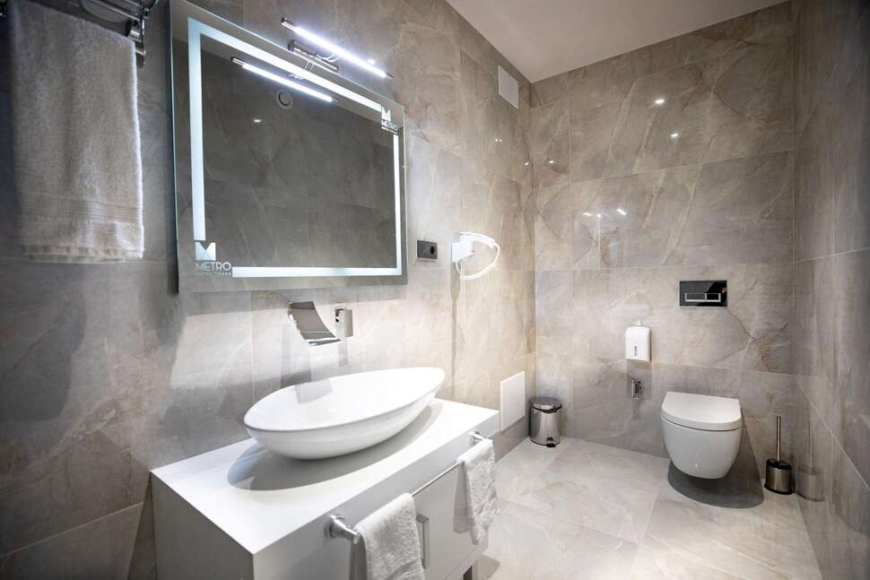 Ein Foto Metro Hotel Tirana