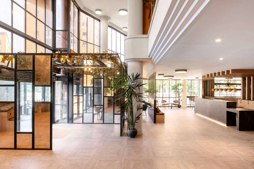 Een foto van Holiday Inn Madrid Piramides