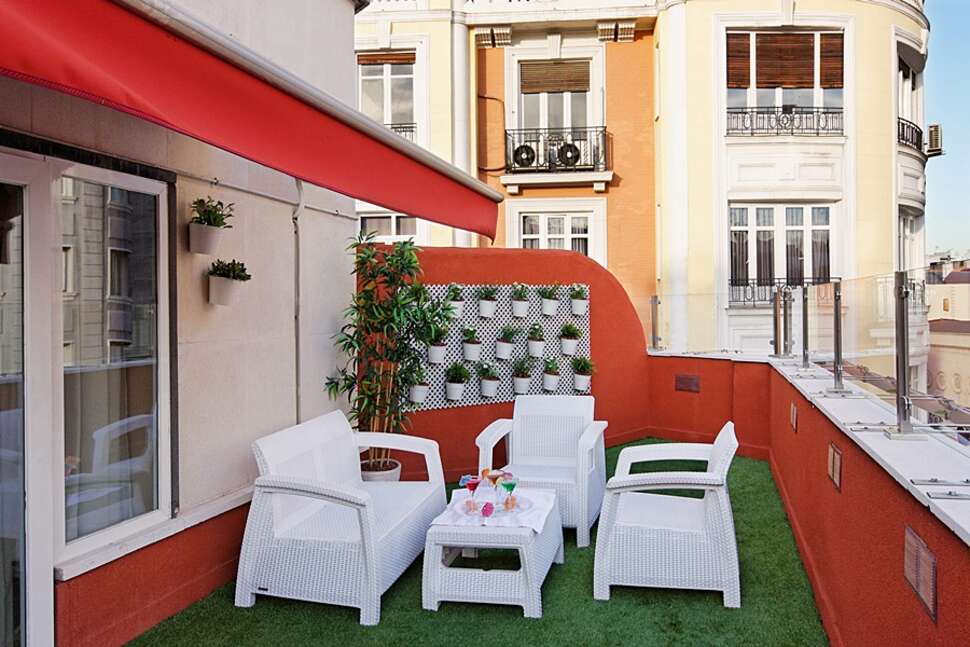 Ein Foto von der Terrasse im Hotel Mayorazgo