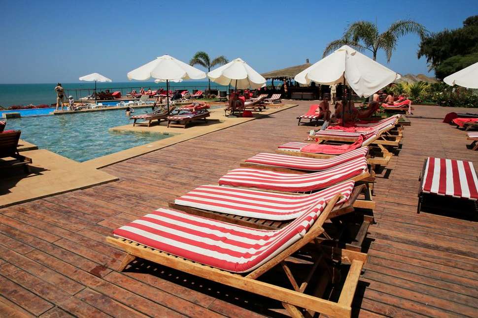 Een foto van het zwembad bij Royal Horizons Baobab