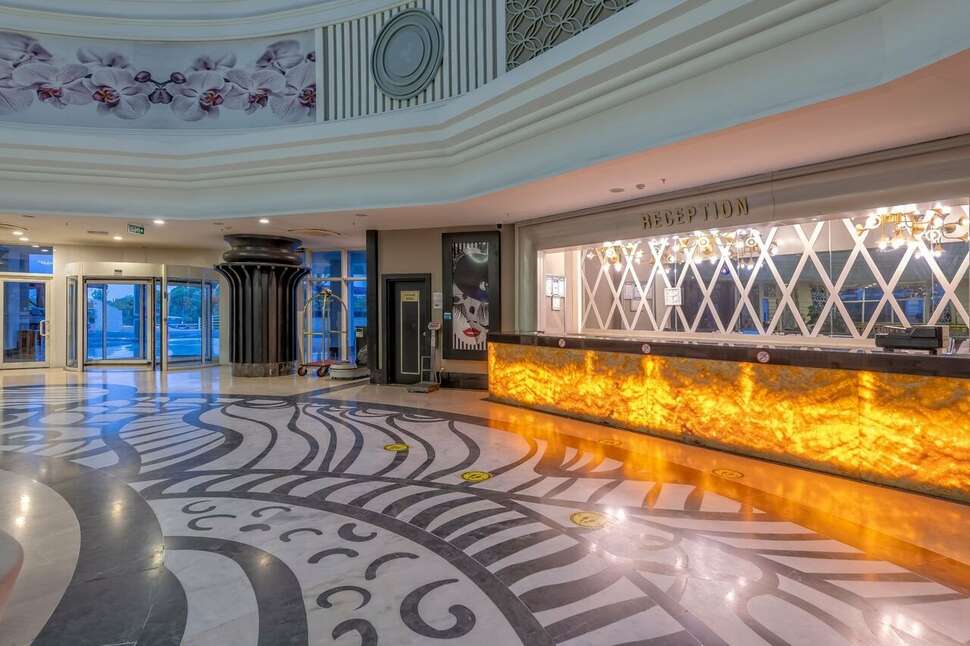 Een foto van het interieur van Port River Hotel & Spa