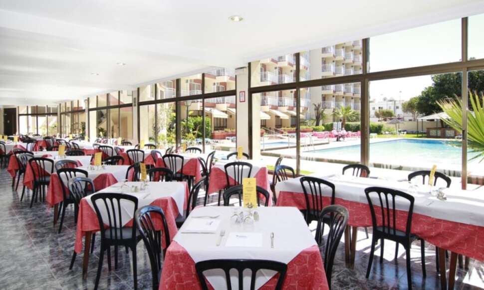 Een foto van de faciliteiten bij Hotel Alba Beach