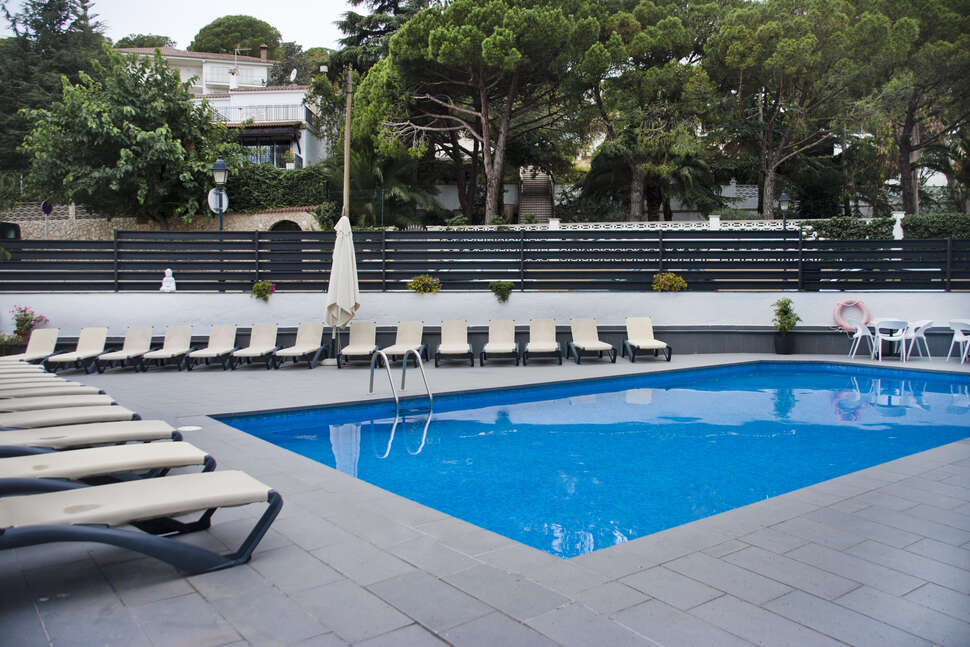 Ein Foto Summer Hotel