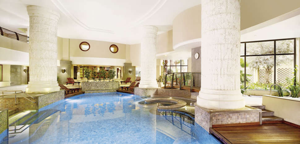 Een foto van het zwembad bij Malta Marriott Hotel & Spa