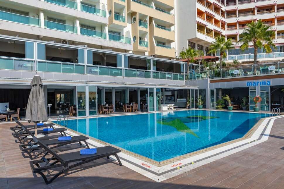 Ein Foto vom Pool im Elite World Kusadasi