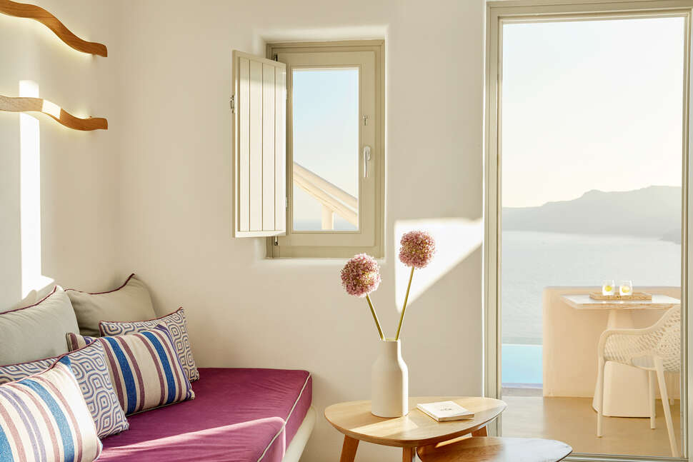 Een foto van La Perla Villas & Suites