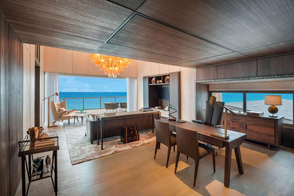 Ein Foto The St. Regis Maldives Vommuli Resort