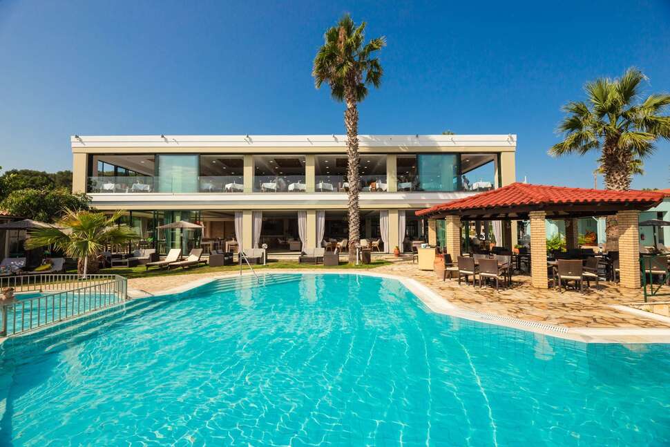 Een foto van Aparthotel Robolla Beach